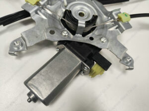 Assembly of automotive window regulator
