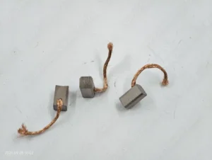 6.5x6.5x10.9 60% escobilla de carbón de cobre para sistemas de ventiladores